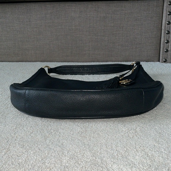 Michael Kors Lydia Large Hobo Bag - Picture 6 of 12